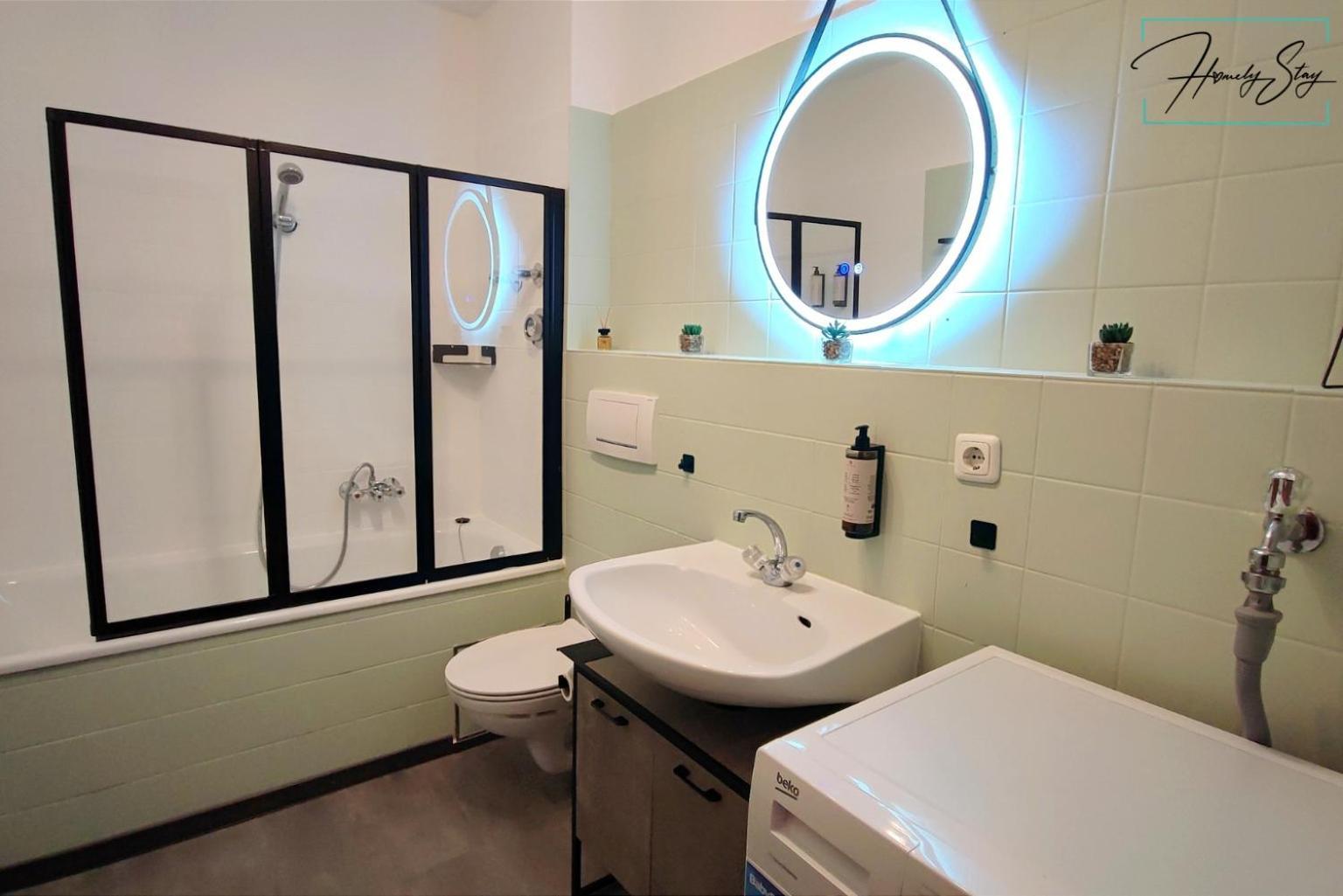 Homely Stay Serenity Greens - Stylisch Studio-Apartment With Kitchen - 10 Min To Central Station, Pet Friendly Múnich Exterior foto